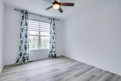 205 Tinana Street, Oswego, IL 60543 - Photo 30