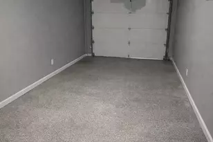 1065 Hiawatha Dr, Elgin, IL 60120 - Photo 20