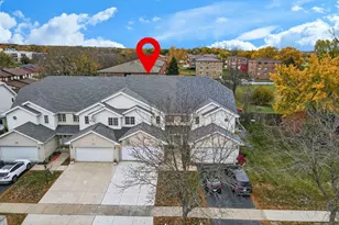 7912 W 105th St, Palos Hills, IL 60465 - Photo 2