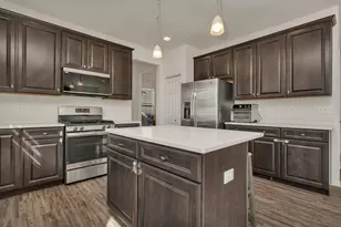 5815 Fairview Ln, Hoffman Estates, IL 60192 - Photo 12