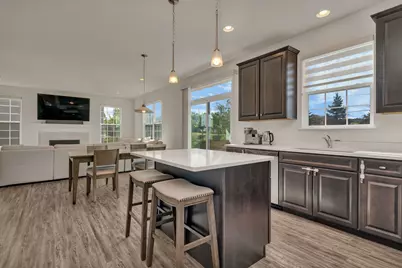 5815 Fairview Lane, Hoffman Estates, IL 60192 - Photo 14