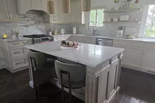 187 Bourne Ln, Bloomingdale, IL 60108 - Photo 10