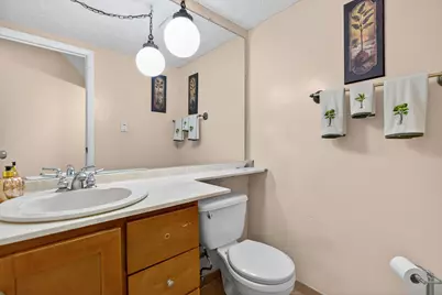 5525 Pebblebeach Drive, Hanover Park, IL 60133 - Photo 12