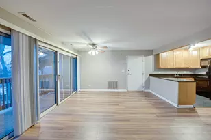 5801 Oakwood Dr, Lisle, IL 60532 - Photo 6