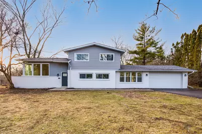 2233 Heathercliff Drive, Green Oaks, IL 60048 - Photo 1