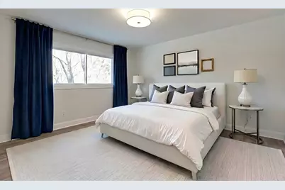 2233 Heathercliff Drive, Green Oaks, IL 60048 - Photo 4