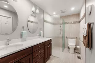 6 The Court Of Lagoon View, Northbrook, IL 60062 - Photo 16