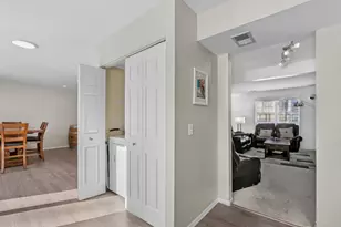 1357 Sunrise Ln, Gurnee, IL 60031 - Photo 8