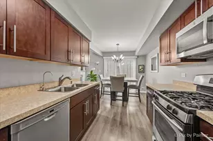3S110 Timber Dr, Warrenville, IL 60555 - Photo 8