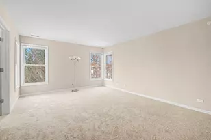 5657 Angouleme Ln, Hoffman Estates, IL 60192 - Photo 22