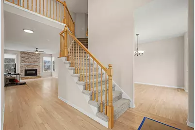 5657 Angouleme Lane, Hoffman Estates, IL 60192 - Photo 16