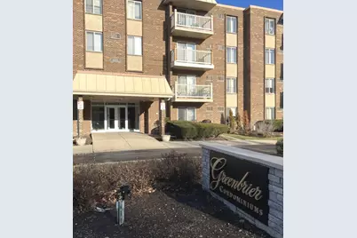 2423 N Kennicott Drive #1C, Arlington Heights, IL 60004 - Photo 1