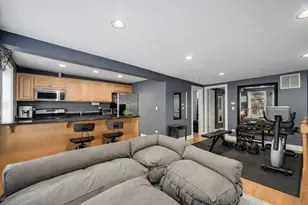 1938 N Hudson Ave, Chicago, IL 60614 - Photo 34