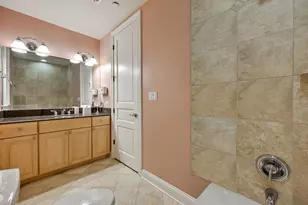 1938 N Hudson Ave, Chicago, IL 60614 - Photo 24