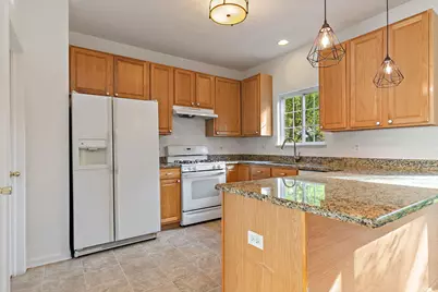 71 Monarch Drive, Streamwood, IL 60107 - Photo 4