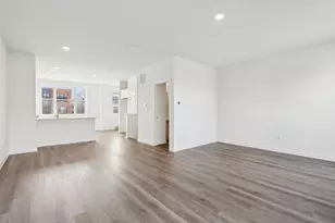 385 Summit Cir, Lombard, IL 60148 - Photo 8