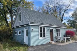 1009 61st St, La Grange Highlands, IL 60525 - Photo 2