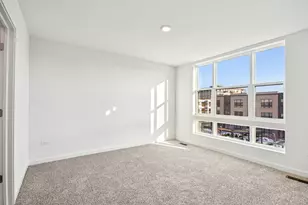 378 Summit Cir, Lombard, IL 60148 - Photo 14