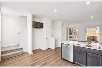 378 Summit Circle, Lombard, IL 60148 - Photo 6