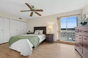 3700 Capri Ct, Glenview, IL 60025 - Photo 16