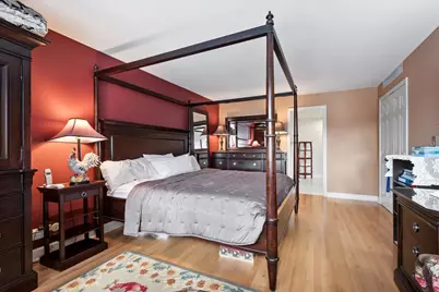 [Address not provided], Park Ridge, IL 60068 - Photo 14