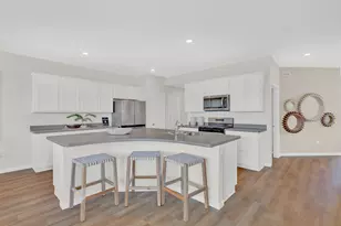 2318 Horseshoe Cir, Naperville, IL 60564 - Photo 6