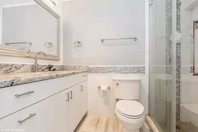 5445 N Sheridan Road #1815, Chicago, IL 60640 - Photo 14