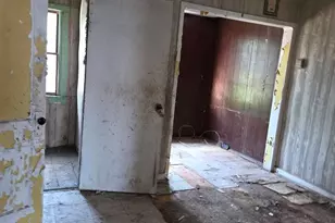 8227 S Commercial Ave, Chicago, IL 60617 - Photo 6