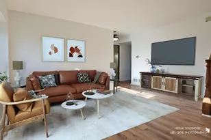 34026 N White Oak Ln, Gurnee, IL 60031 - Photo 2