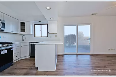 34026 N White Oak Lane, Gurnee, IL 60031 - Photo 4