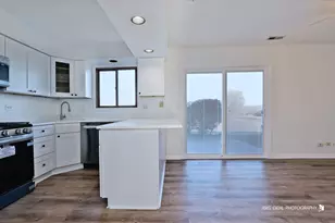 34026 N White Oak Ln, Gurnee, IL 60031 - Photo 4