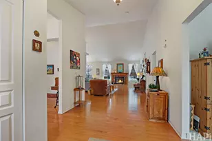 524 Parkview Cir, Fox Lake, IL 60020 - Photo 10