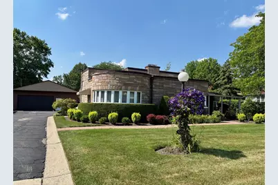 10510 W Fullerton Avenue, Melrose Park, IL 60164 - Photo 1