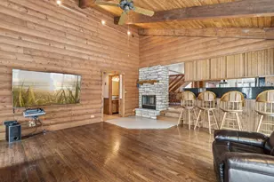 10N800 Muirhead Rd, Elgin, IL 60124 - Photo 6