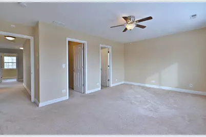 233 Pawtucket Avenue, Elgin, IL 60124 - Photo 26