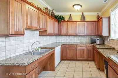 605 Brook Court, Oswego, IL 60543 - Photo 36