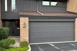 1720 Wildberry Dr, Glenview, IL 60025 - Photo 1