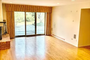 1720 Wildberry Dr, Glenview, IL 60025 - Photo 6