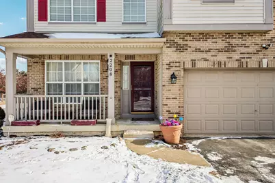 2208 Grand Pointe Trail, Aurora, IL 60503 - Photo 2