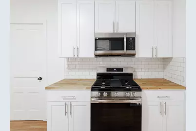 1430 W Superior Street, Chicago, IL 60642 - Photo 10