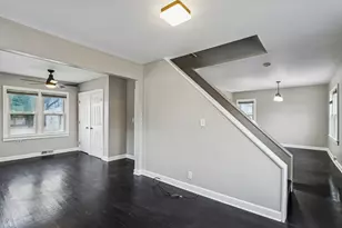 1625 Estes Ave, Des Plaines, IL 60018 - Photo 4