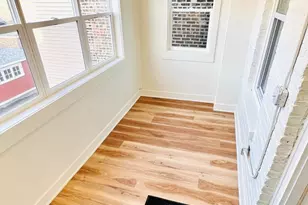 1906 W 34th Pl, Chicago, IL 60608 - Photo 10