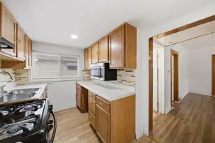 814 S 11th Ave, Maywood, IL 60153 - Photo 8
