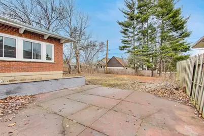 403 Dalton Avenue, Mundelein, IL 60060 - Photo 32