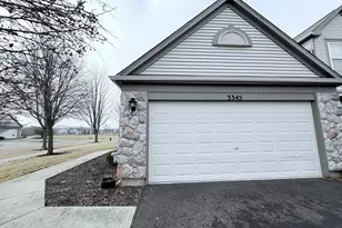 3345 Bromley Ln, Aurora, IL 60502 - Photo 2
