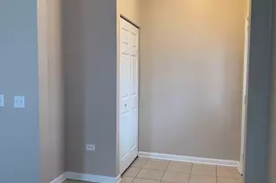 3345 Bromley Ln, Aurora, IL 60502 - Photo 4