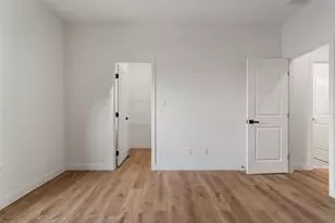 702 N Beacon Hill Cir, Urbana, IL 61802 - Photo 20