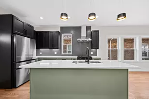 7827 S Merrill Ave, Chicago, IL 60649 - Photo 14