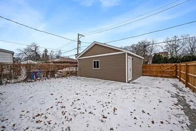 7827 S Merrill Avenue, Chicago, IL 60649 - Photo 38