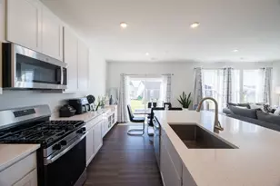 12075 Jordi Rd, Huntley, IL 60142 - Photo 4